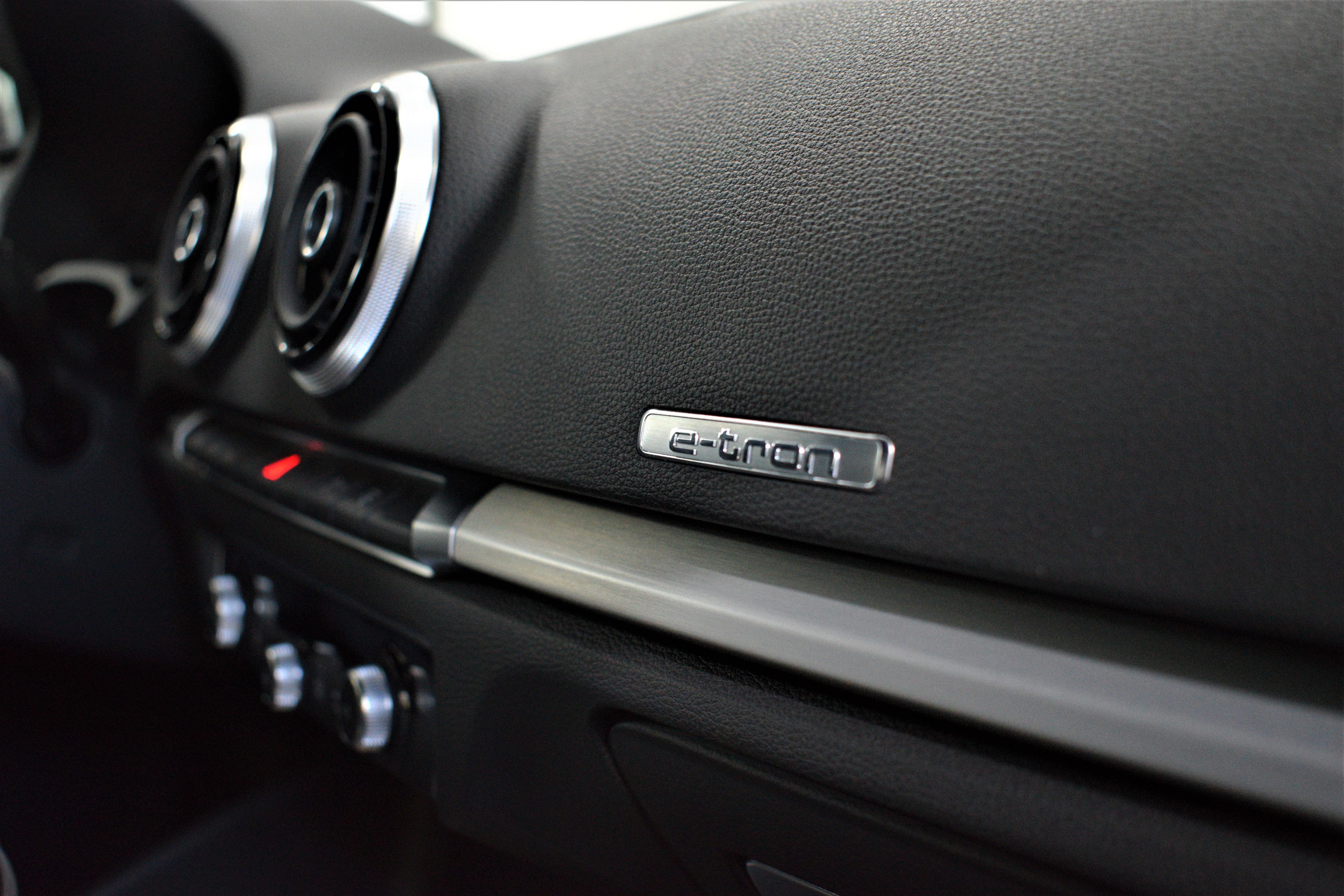 auto kimiska tirisana